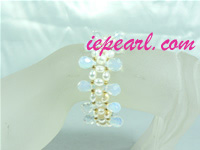 5-6mm white pearl bracelet with moonlight gemstones in wholesale