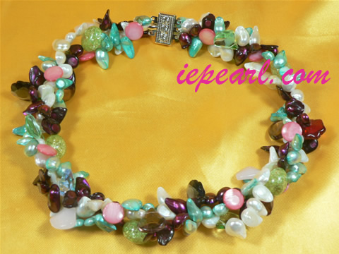 triple strands twisted pearl necklace