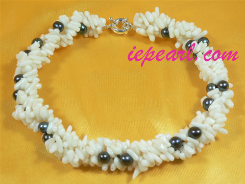 twisted pearl necklace with white coral beads
