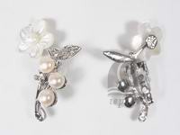 wholesale 2*4.5cm flower shape freshwater pearl brooch