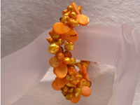 three strands twisted orange blister pearl bracelet in wholesale