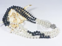 Screwy potato pearl triple row necklace clearance wholesale