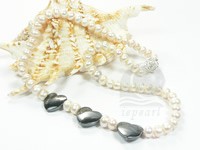 Final sale White freshwater button pearl & hematite beads neckla