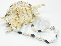 clearance sale freshwater pearl & crystal beads necklace