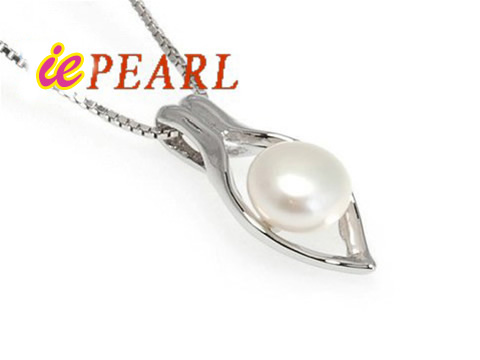 Wholesale 8.5-9mm freshwater pearl pendant in low price