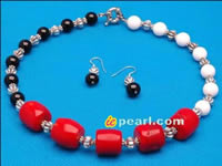 Gemstone Black Onyx & Deep sea tridacna Necklace &earrings