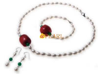 AA white rice shape cultured freshwater pearl necklace hot sell