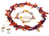Wholesale twisted nugget pearl necklace with shell, blister pear