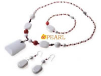 white pearl & deep sea tridacna necklace wholesale online