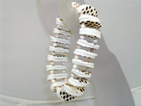 shell bracelet in seven point five inches wholesale