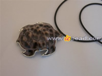 45*55mm natural color turtle shell pendant wholesale