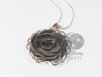 wholesale 3.5cm black flower carved shell pendant