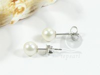 6-7mm round premium freshwater pearl 925 silver stud earrings