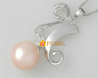 12-13mm natural pink oval pearl pendant in silver