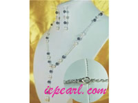 white potato pearl necklace set with crystal beads