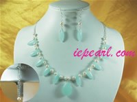 6-8mm pearl necklace set with blue Rhinestone