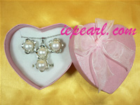 9-9.5mm white pearl necklace with 18k gp fittings