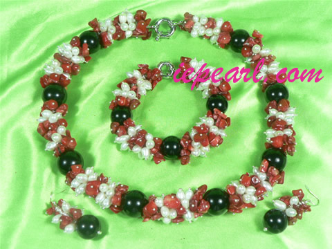5-6mm white rice shaped pearl necklace set with red stone beads
