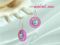 peach red circular shaped shell pearl siver dangling earrings