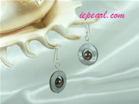 black circular shaped shell pearl siver dangling earrings